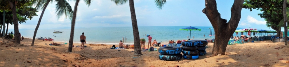 Pano 4 Jomtien Beach (Harsha K R)  [flickr.com]  CC BY-SA 
Infos zur Lizenz unter 'Bildquellennachweis'